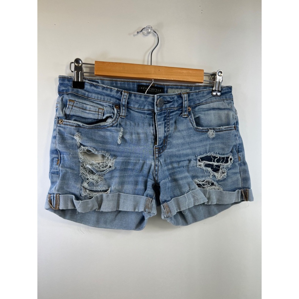 Aeropostale Jean Shorts Women's Size 4 Light Blue Distressed Stretch Midi Cuffed